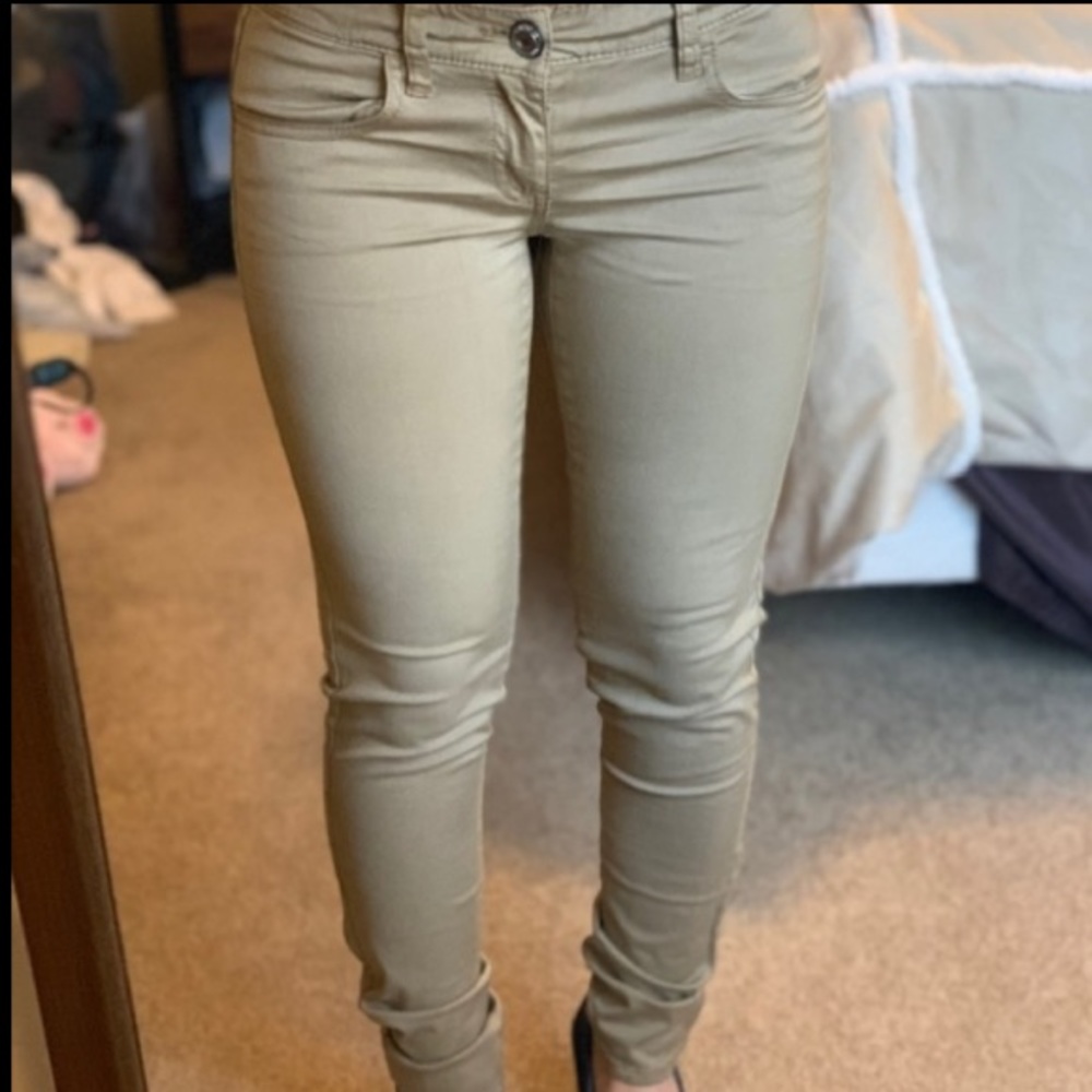COPY - American Eagle women’s jeans
